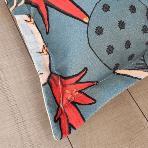 Funda de cojín Añañuca Diseño Cactus Azul Borde